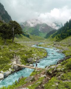 Hampta Pass Trek Chandratal lake